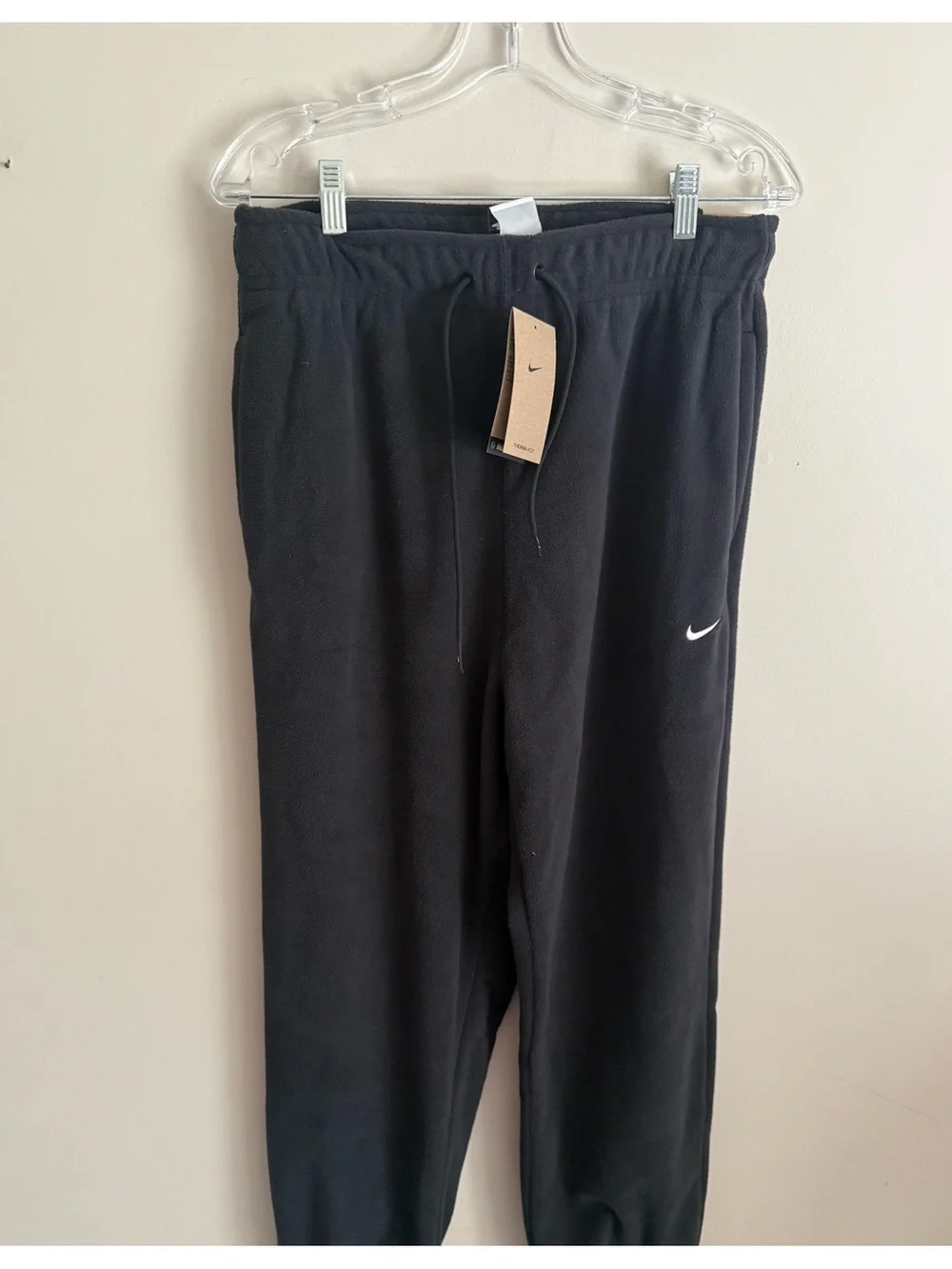 NWT Nike Women's One Therma-FIT Fleece Polar Sweatpants Soft Black Medium FB5578